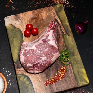 Телешки рибай с кост