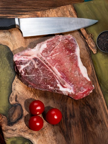 Телешки Т-боун стек Телешки Т-боун стек